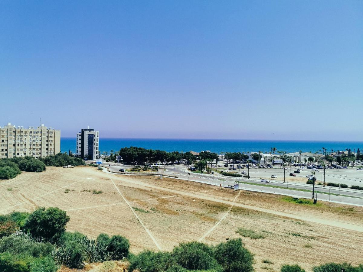 Mackenzie Seaview Paradise Larnaca Exterior photo