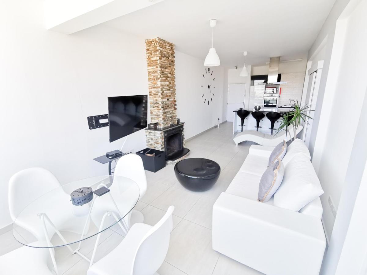 Mackenzie Seaview Paradise Larnaca Exterior photo